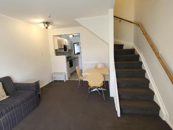 Manukau Motor Lodge : photo 1 de la chambre appartement en duplex