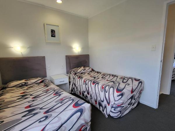 Manukau Motor Lodge : photo 8 de la chambre appartement en duplex
