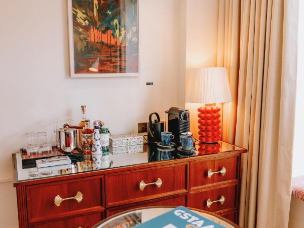 The Leinster : photo 4 de la chambre chambre « the corner »