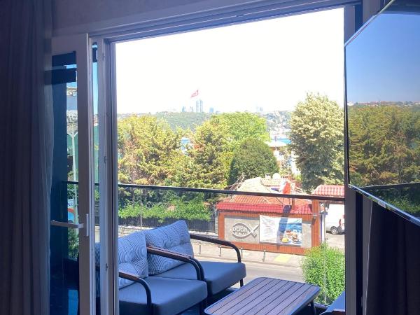 MATEO HOTEL : photo 2 de la chambre suite avec balcon