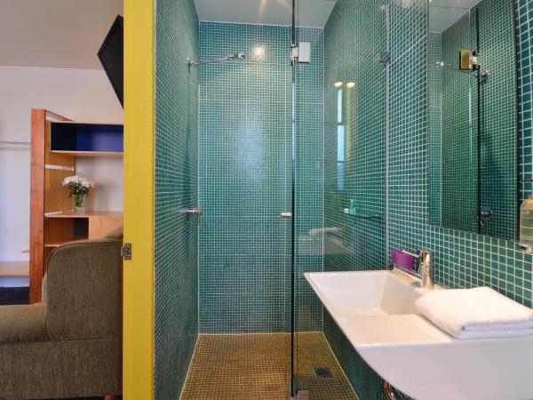 Dive Hotel : photo 3 de la chambre chambre lit king-size