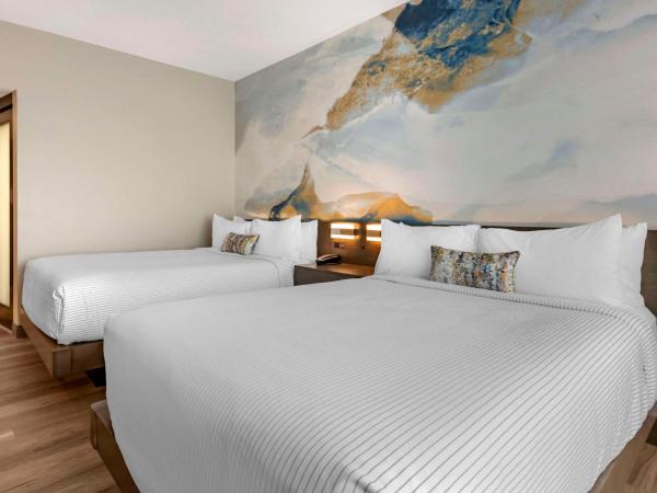 Cambria Hotel Orlando Airport : photo 2 de la chambre chambre queen standard 2 lits queen-size et douche - non-fumeurs