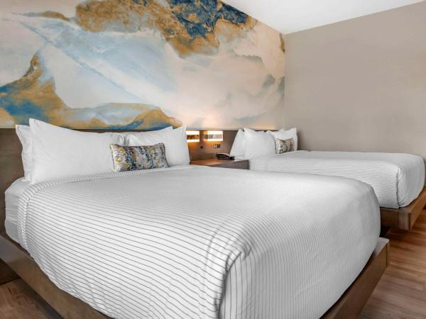 Cambria Hotel Orlando Airport : photo 1 de la chambre chambre queen standard 2 lits queen-size et baignoire - non-fumeurs