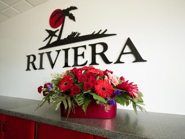 Riviera Motor Inn : photo 5 de la chambre suite lit queen-size