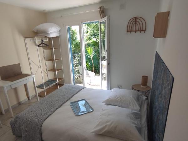 Maison d'Hôtes Floribel : photo 4 de la chambre studio avec terrasse