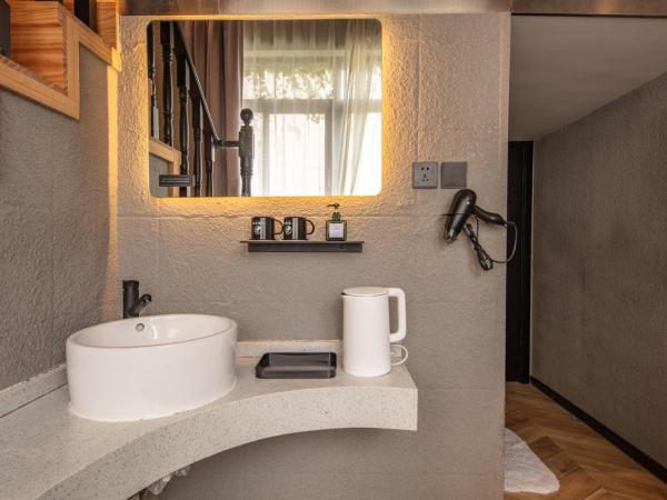 1Forest Hostel Shanghai Hongkou : photo 3 de la chambre chambre triple