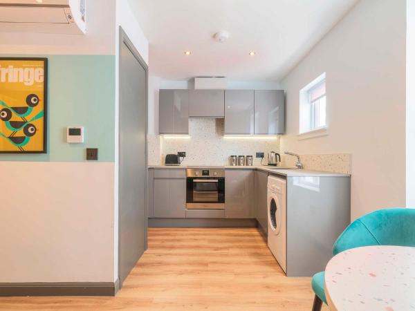 Holyrood Aparthotel : photo 9 de la chambre chambre lits jumeaux standard