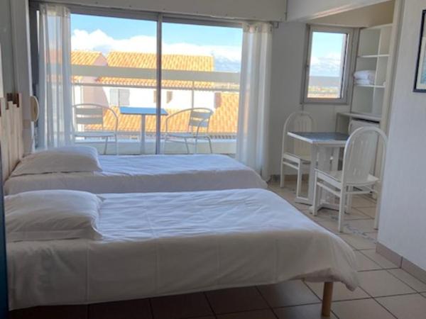 Hotel Bord A Bord : photo 5 de la chambre chambre double ou lits jumeaux - accessible aux personnes à mobilité réduite