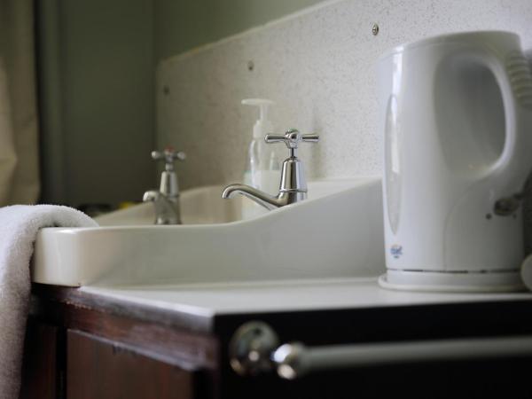 Astor Private Hotel : photo 4 de la chambre chambre simple standard avec salle de bains commune