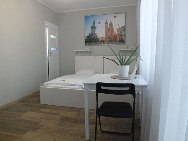 Apartamenty Nila : photo 3 de la chambre chambre lits jumeaux avec salle de bains privative