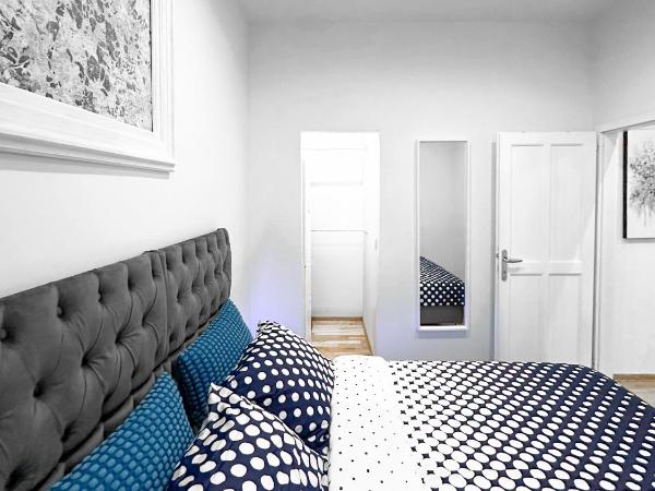 City Center Lodge : photo 6 de la chambre appartement 1 chambre avec balcon