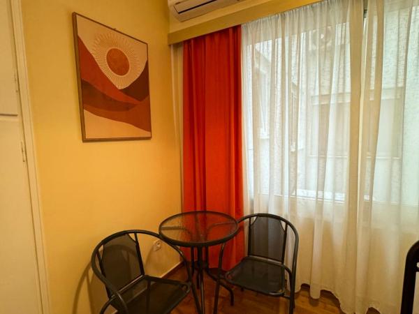 Petaluda House 5 : photo 2 de la chambre chambre double avec salle de bains commune