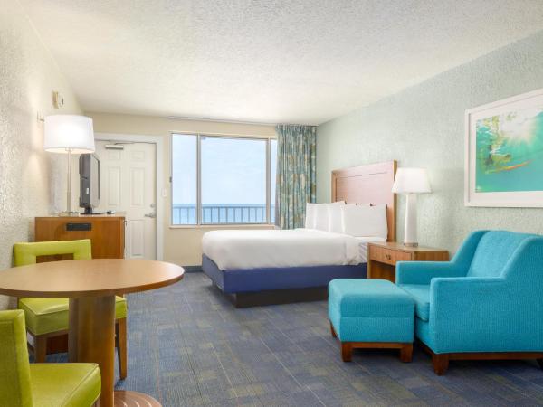 Beachside Resort Panama City Beach : photo 1 de la chambre suite avec 2 lits queen-size