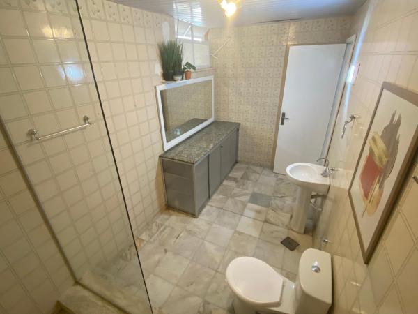 Quarto em Casa Ampla : photo 5 de la chambre grande chambre double