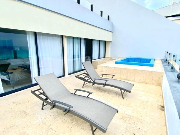 Condo in Ocean Front Resort : photo 7 de la chambre appartement - vue sur mer