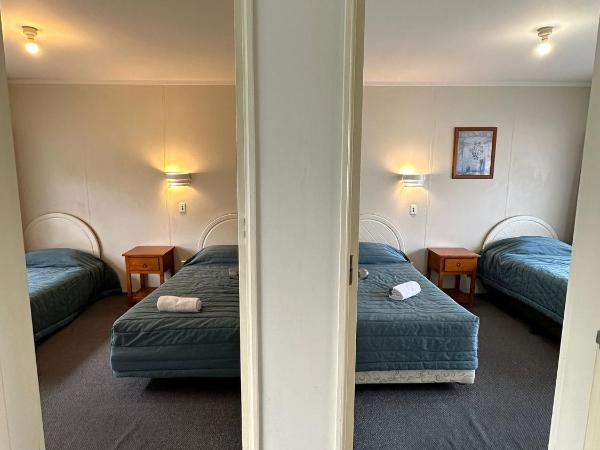 Airport Gold Star Motel : photo 2 de la chambre grande chambre familiale