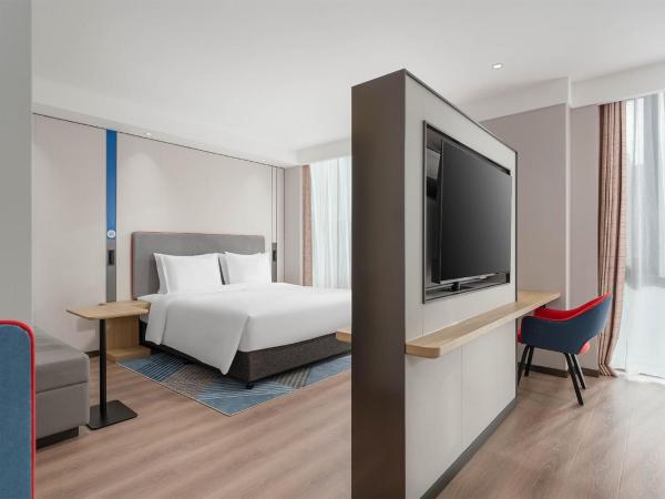 Holiday Inn Express Xi'an Daxing, an IHG Hotel : photo 2 de la chambre suite lit king-size