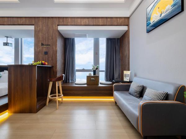 Xingyin Cloudy Hotel Guangzhou Changgang Subway Station - Free Shuttle Bus to Canton Fair Complex During Canton Fair Period : photo 3 de la chambre city view king suite