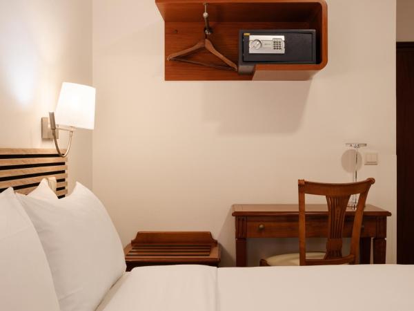 Hotel da Bolsa : photo 5 de la chambre petite chambre double