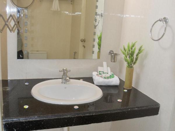 Peace Inn Chennai : photo 6 de la chambre suite