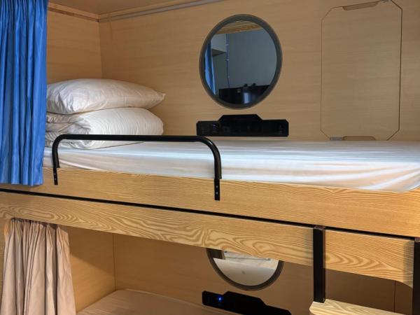 Soso Hostel : photo 2 de la chambre lit dans dortoir pour hommes de 4 lits