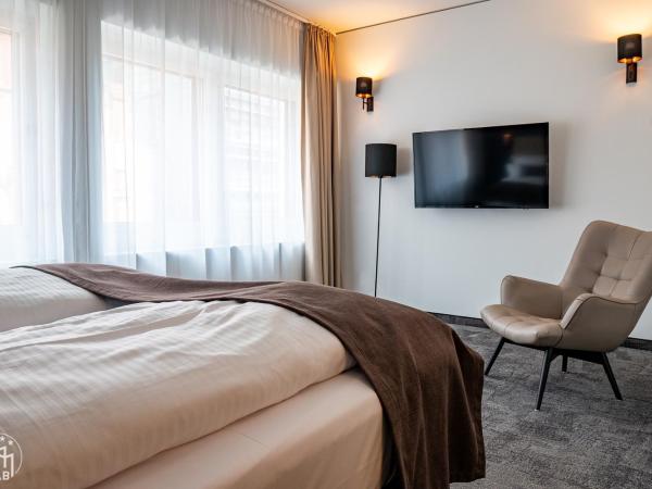 Hotel am Borsigturm : photo 3 de la chambre suite deluxe avec lit king-size
