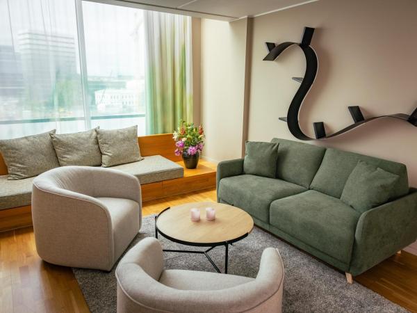 First Hotel G : photo 1 de la chambre suite familiale