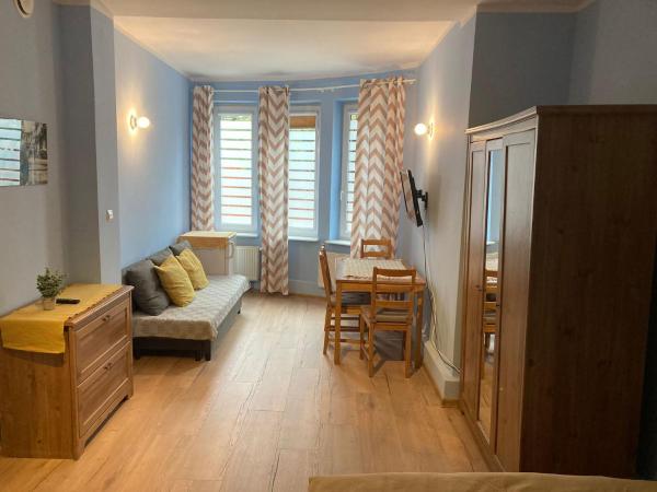 Stacja Sopot Pokoje do wynajęcia : photo 5 de la chambre chambre quadruple avec salle de bains privative