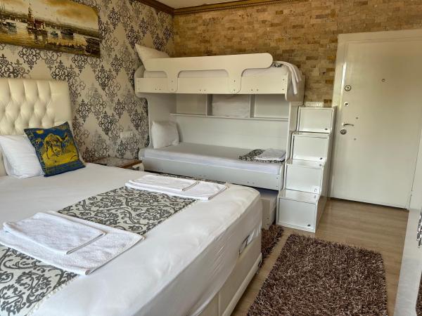 Sinter Terasse House Hotel : photo 2 de la chambre chambre familiale - vue sur jardin