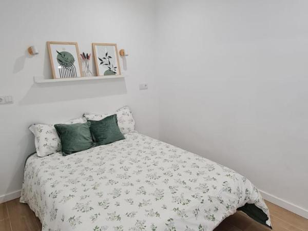 PENSION MYD La Vega : photo 4 de la chambre chambre double