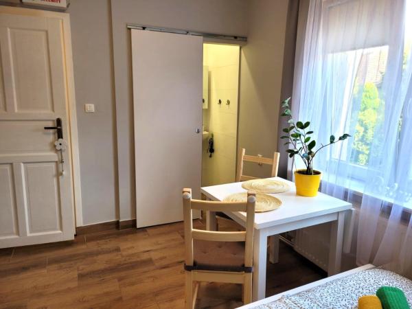 Grey House : photo 9 de la chambre petite chambre double