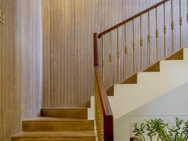 Guest House Jacarandá Faro : photo 9 de la chambre chambre skyview