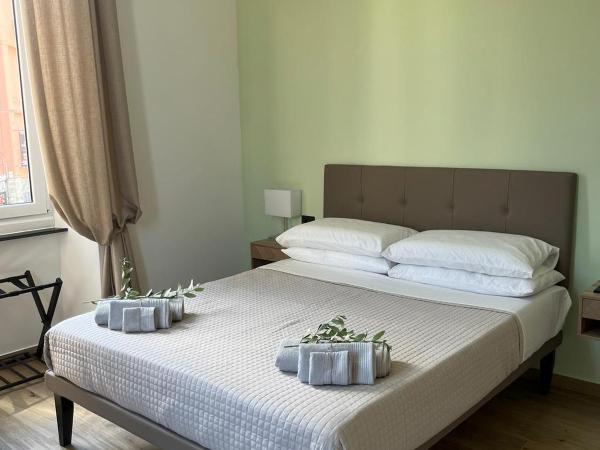 Ulivo House : photo 1 de la chambre chambre double avec salle de bains privative