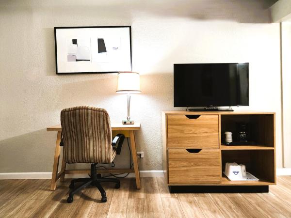 Days Inn by Wyndham Denver Downtown : photo 1 de la chambre chambre double avec 2 lits doubles - non-fumeurs