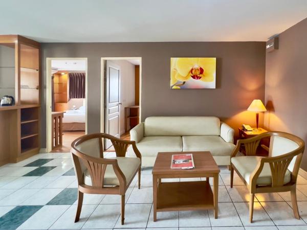 BU Place Hotel : photo 1 de la chambre suite familiale