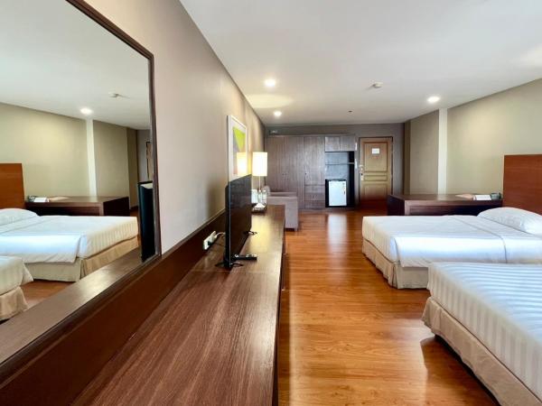 BU Place Hotel : photo 5 de la chambre chambre lits jumeaux