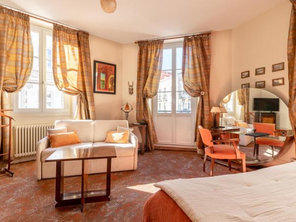 Maison Garnier Hôtel de Charme Biarritz : photo 3 de la chambre chambre de luxe double ou lits jumeaux