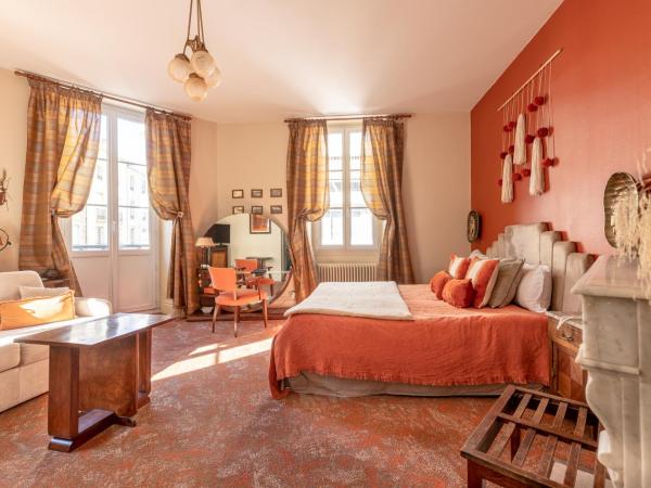 Maison Garnier Hôtel de Charme Biarritz : photo 4 de la chambre chambre de luxe double ou lits jumeaux