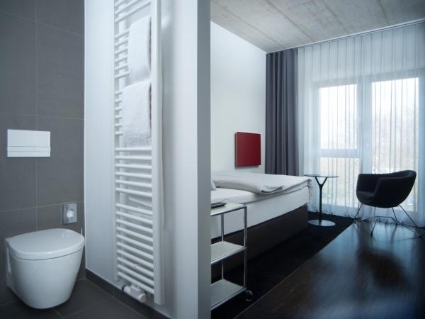 &REPEAT Köln Airport : photo 1 de la chambre chambre simple