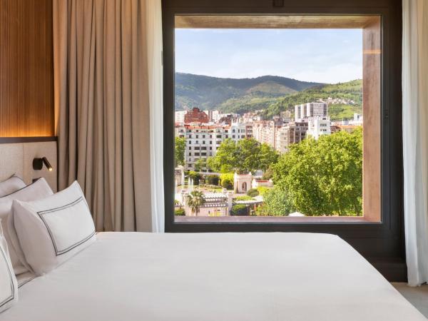 Hotel Meliá Bilbao : photo 7 de la chambre grande suite