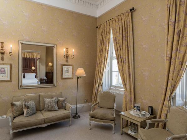 Dukes Bath : photo 4 de la chambre suite avec lit à baldaquin