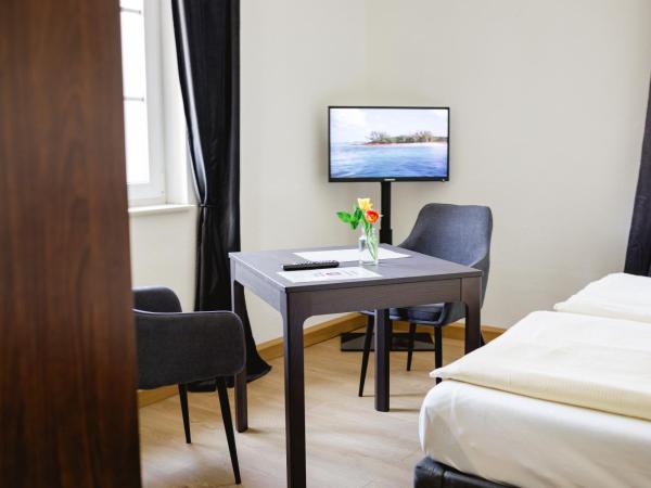 Fliegerhorst : photo 2 de la chambre chambre double