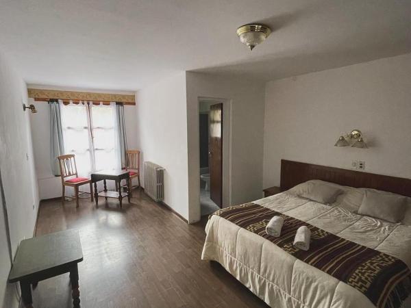 Valle del Sol Bed & Breakfast : photo 2 de la chambre chambre lits jumeaux avec salle de bains