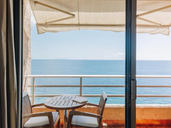 Alivi : photo 4 de la chambre chambre double ou lits jumeaux privilège - vue sur mer