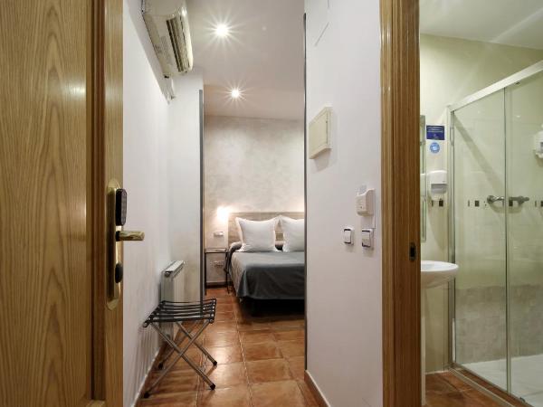Hostal Las Fuentes : photo 1 de la chambre chambre double confort