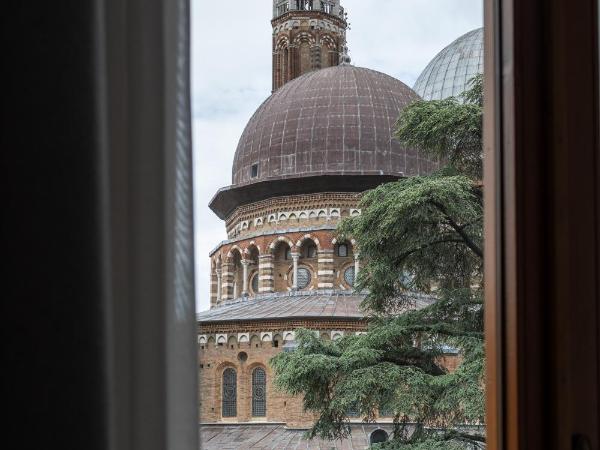 Hotel Casa Del Pellegrino : photo 1 de la chambre chambre simple basique avec vue