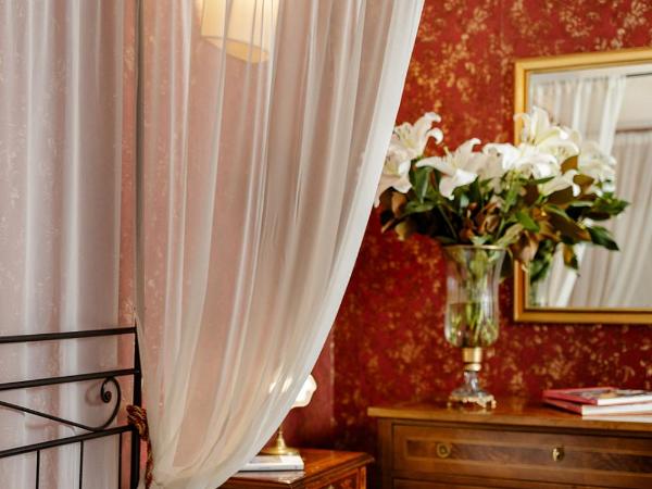 Hotel Palazzo dal Borgo : photo 2 de la chambre chambre triple