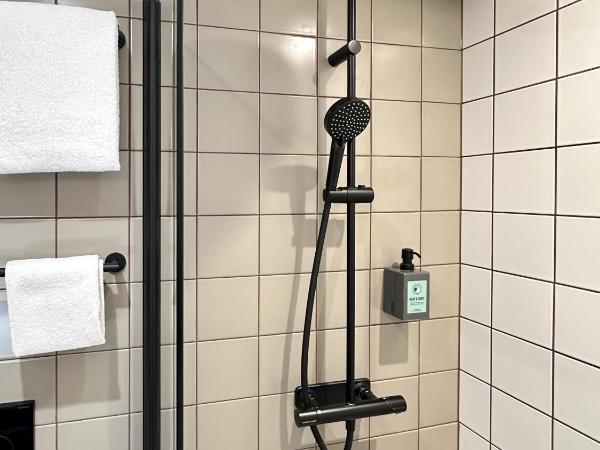 Comfort Hotel Panorama : photo 3 de la chambre chambre double ou lits jumeaux standard