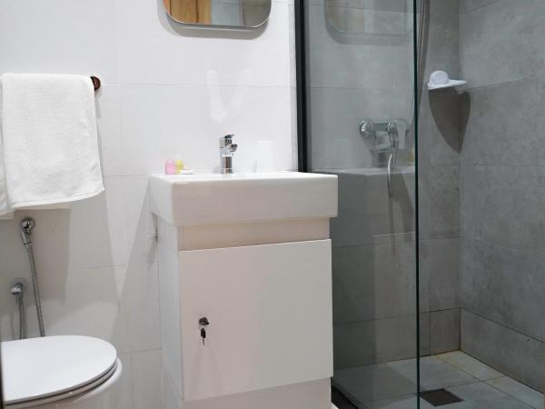 Hôtel Suisse Tunis : photo 2 de la chambre chambre simple