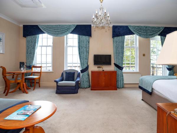 Hotel Miramar : photo 3 de la chambre suite junior avec balcon